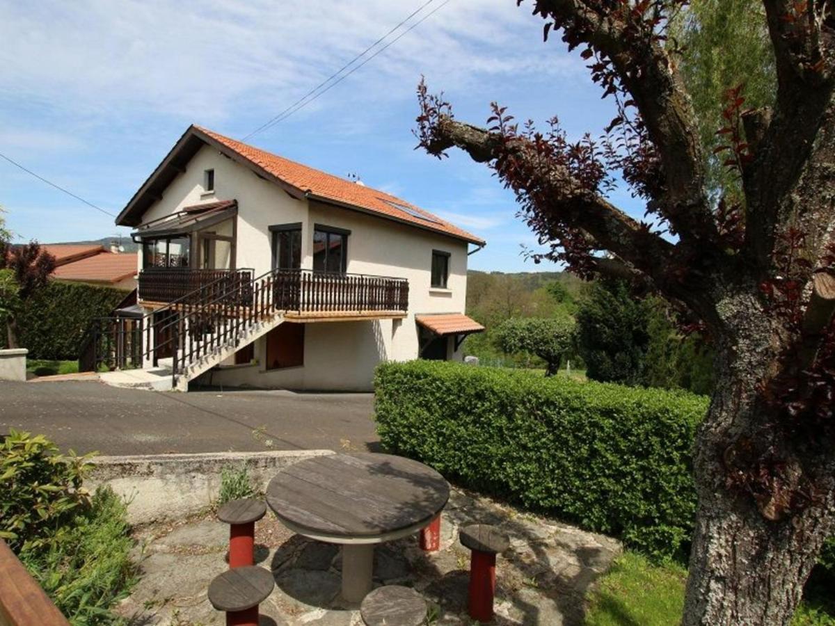 Gîte Retournac, 3 pièces, 4 personnes - FR-1-582-248 Esterno foto